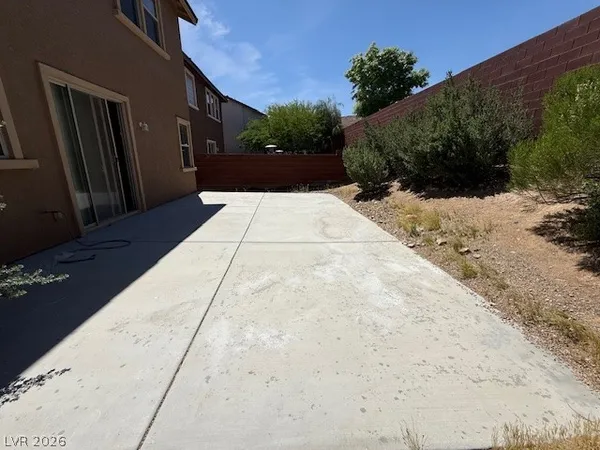 $2,250 | 5393 Bristol Bend Court, Las Vegas, NV 89135