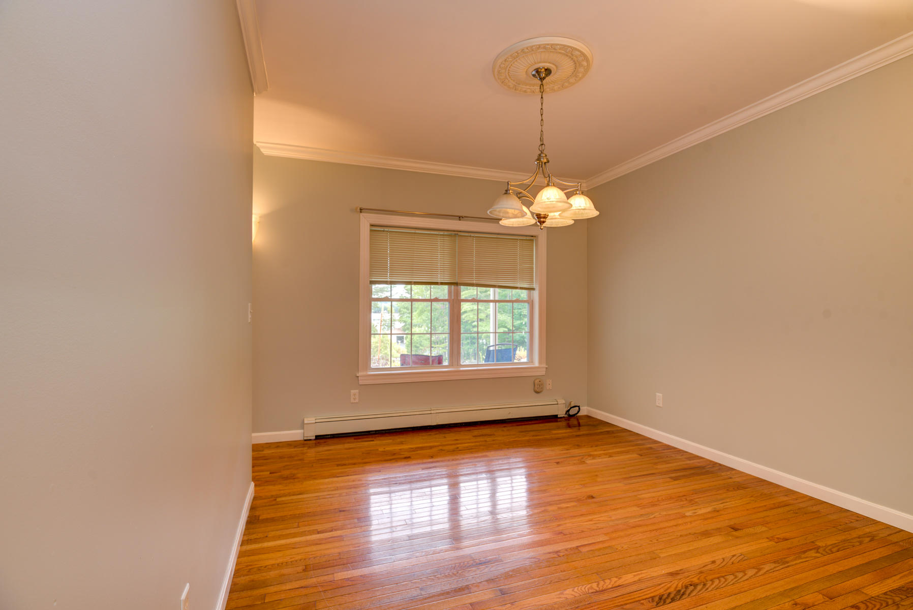 710 Garfield Road Auburn, ME 04210 - Photo 23 of 52 DiningRoom