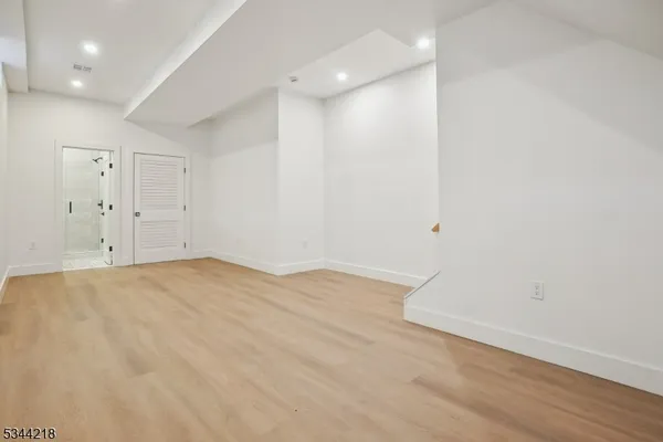 $5,300 | 51 New Street, Unit B, Montclair, NJ 07042