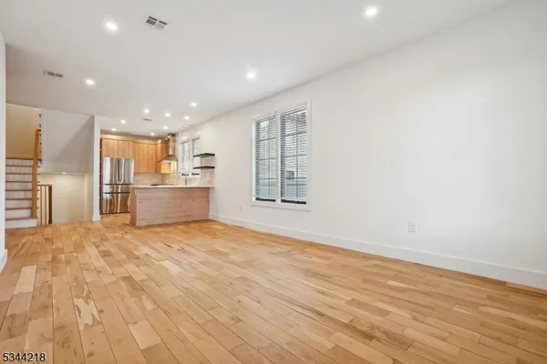 $5,300 | 51 New Street, Unit B, Montclair, NJ 07042