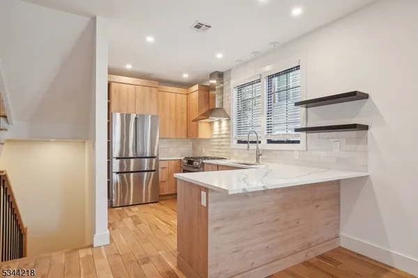 $5,300 | 51 New Street, Unit B, Montclair, NJ 07042