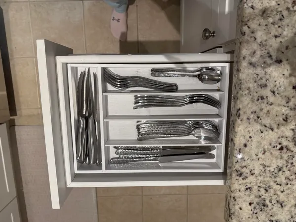 $2,700 | 1202 Grove Park Drive, Charleston, SC 29414