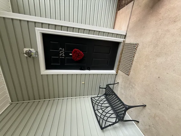 $2,700 | 1202 Grove Park Drive, Charleston, SC 29414