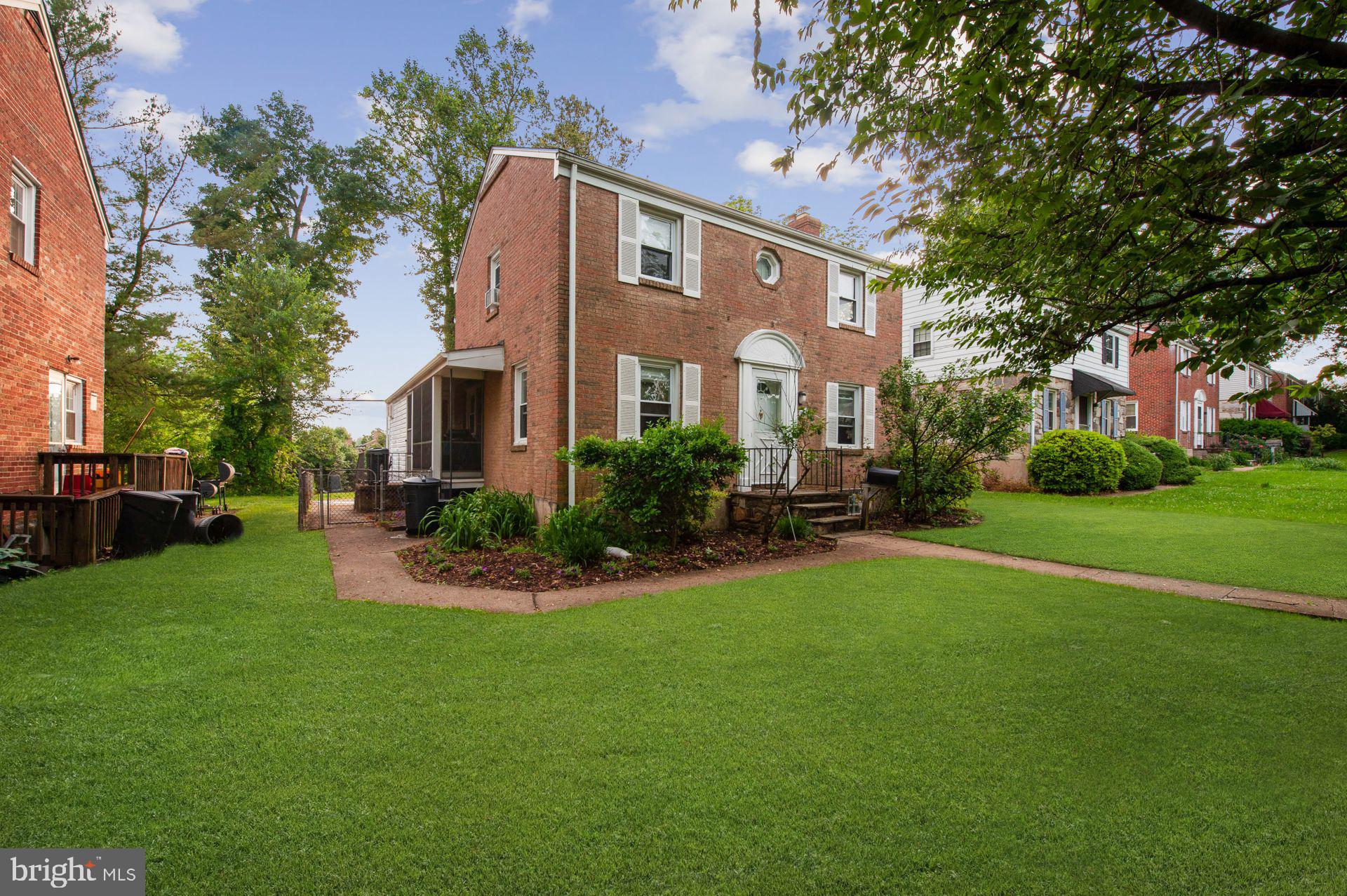 7010 Deerfield Road Baltimore, MD 21208 - Photo 2 of 28 Gallery Image 2
