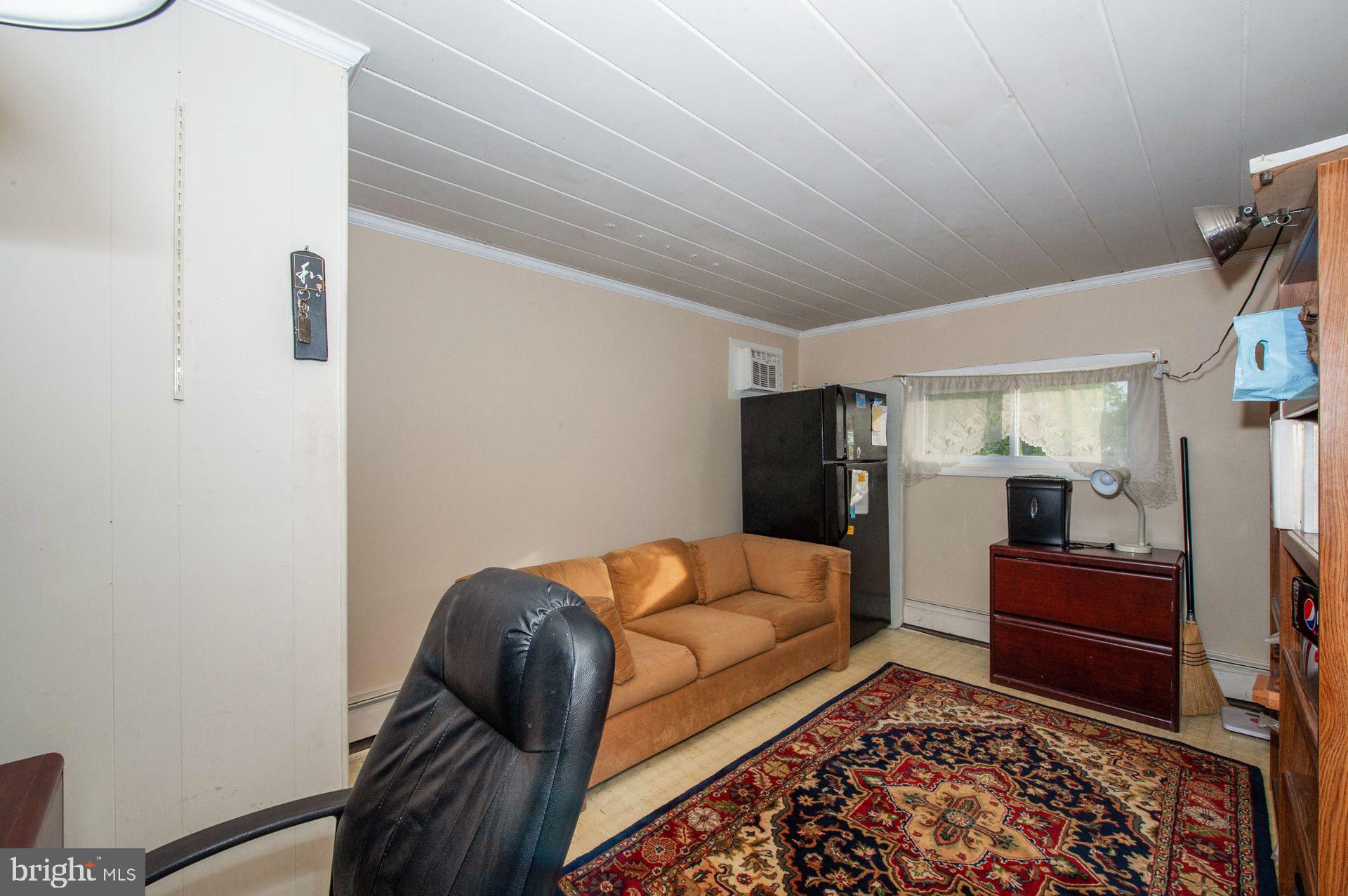 7010 Deerfield Road Baltimore, MD 21208 - Photo 12 of 28 Gallery Image 12