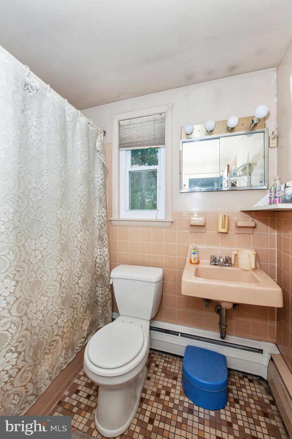 7010 Deerfield Road Baltimore, MD 21208 - Photo 14 of 28 Gallery Image 14