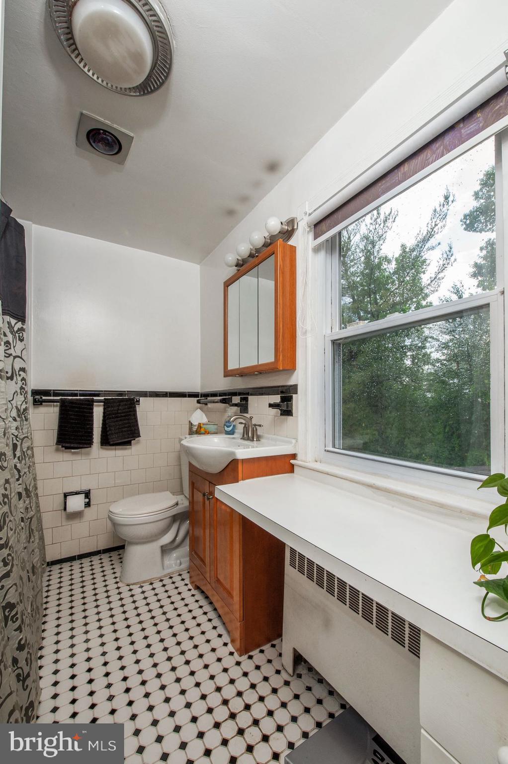 7010 Deerfield Road Baltimore, MD 21208 - Photo 18 of 28 Gallery Image 18