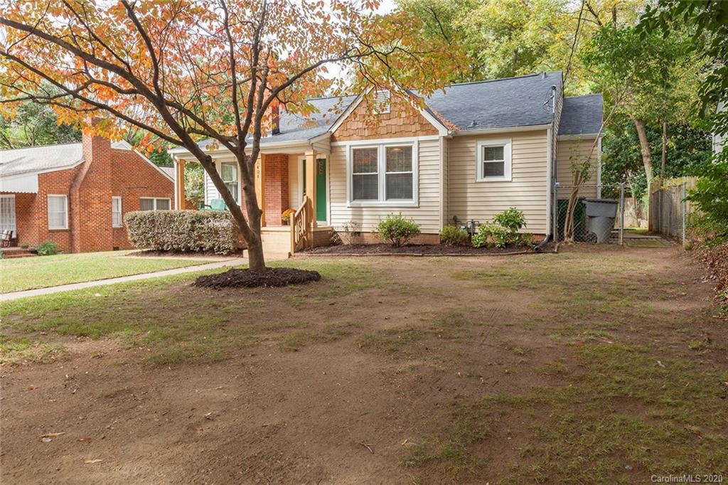 1404 Effingham Road Charlotte, NC 28208 - Photo 1 of 33