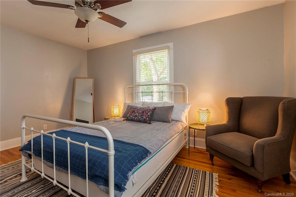 1404 Effingham Road Charlotte, NC 28208 - Photo 20 of 33