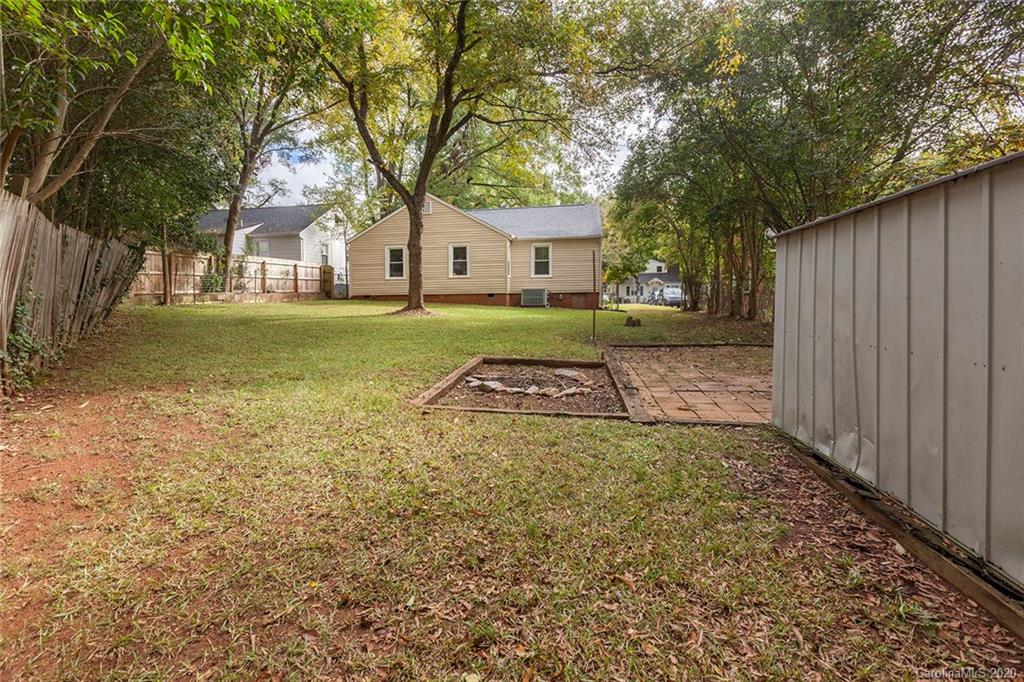 1404 Effingham Road Charlotte, NC 28208 - Photo 33 of 33