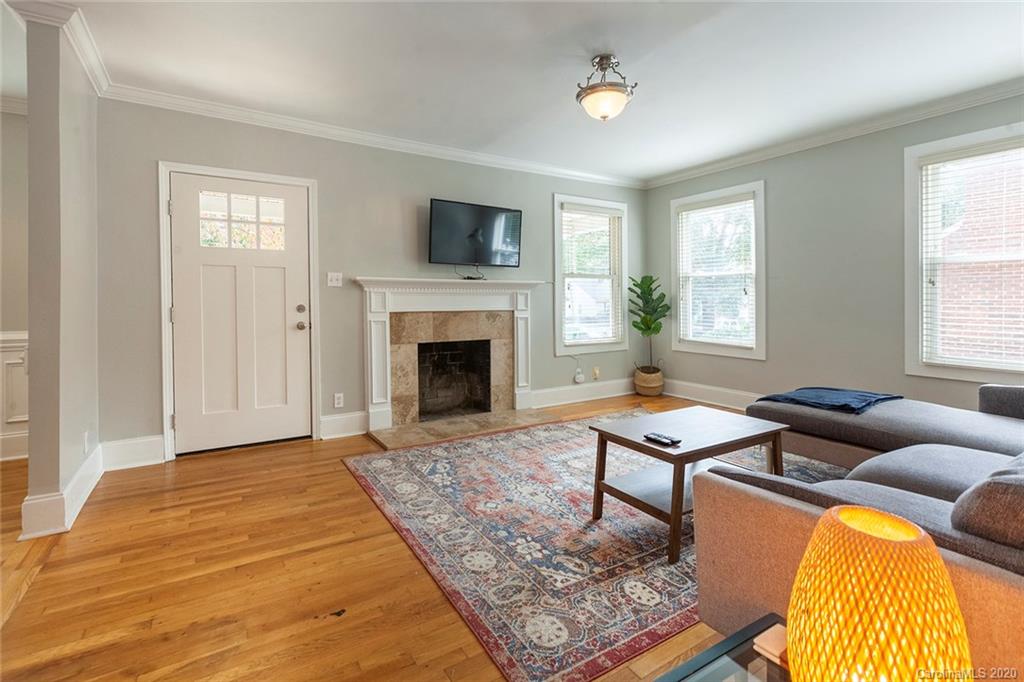 1404 Effingham Road Charlotte, NC 28208 - Photo 6 of 33