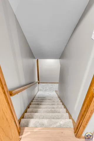 $369,900 | 6445 Southwest 21st Terrace, Topeka, KS 66614