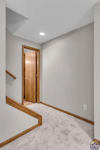 $369,900 | 6445 Southwest 21st Terrace, Topeka, KS 66614