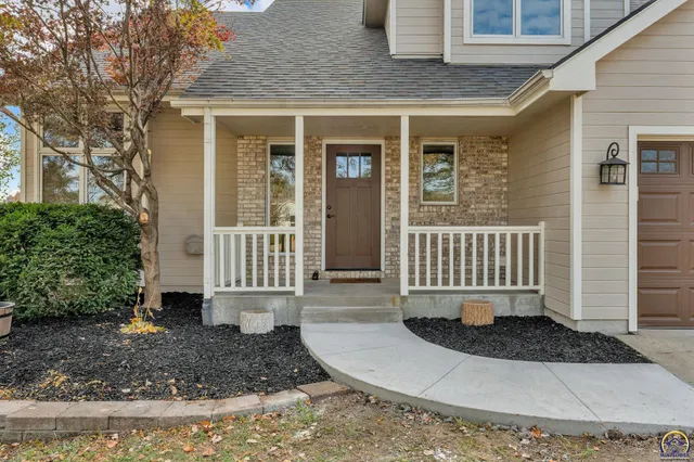 $369,900 | 6445 Southwest 21st Terrace, Topeka, KS 66614