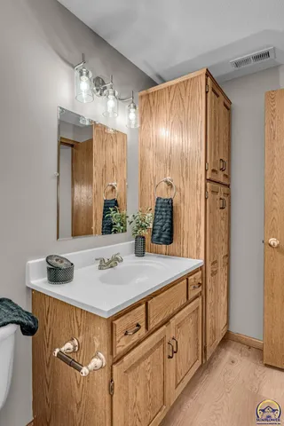 $369,900 | 6445 Southwest 21st Terrace, Topeka, KS 66614