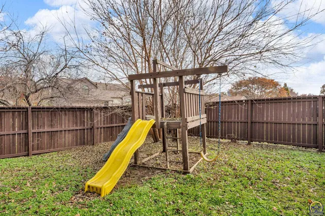 $369,900 | 6445 Southwest 21st Terrace, Topeka, KS 66614