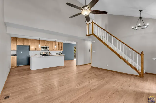 $369,900 | 6445 Southwest 21st Terrace, Topeka, KS 66614