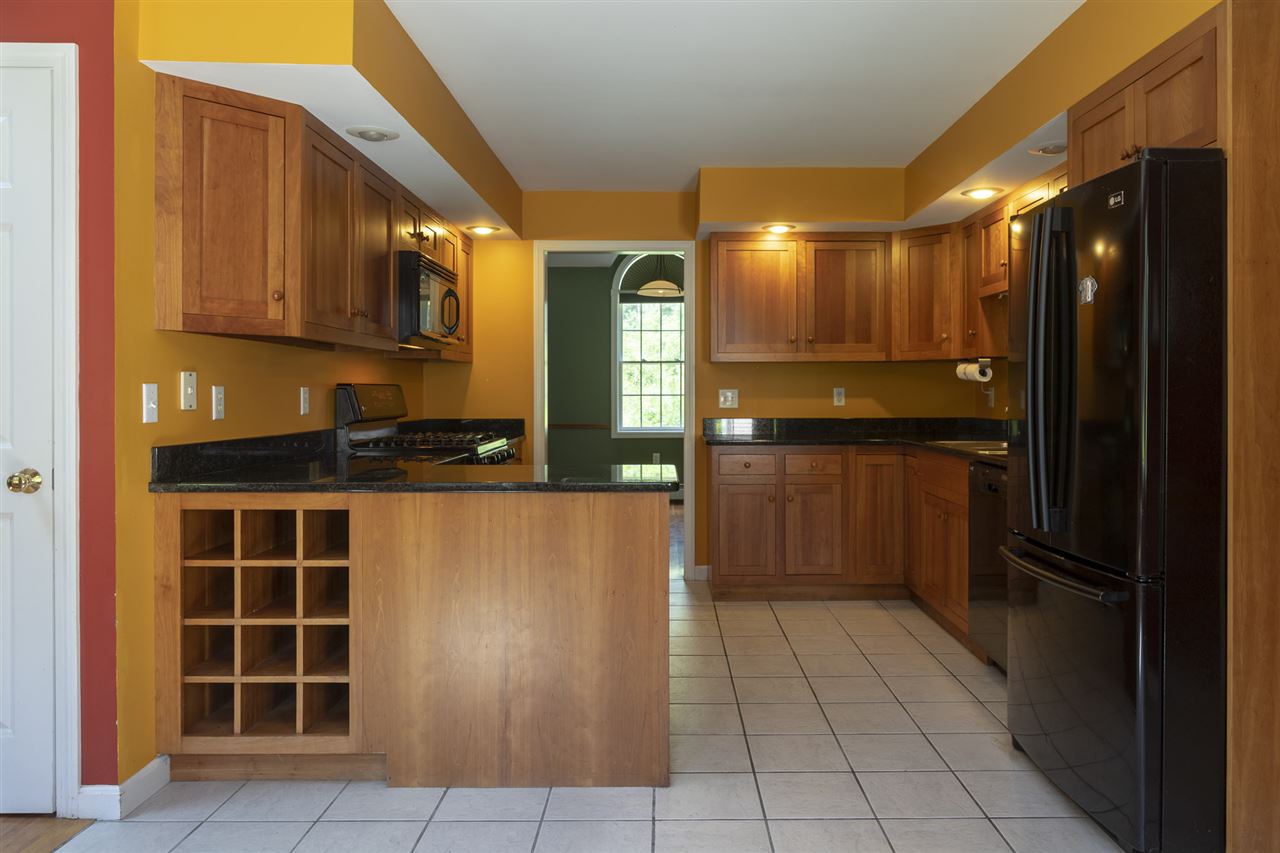 16 Laramie Road Hanover, NH 03750 - Photo 4 of 18 Gallery Image 4