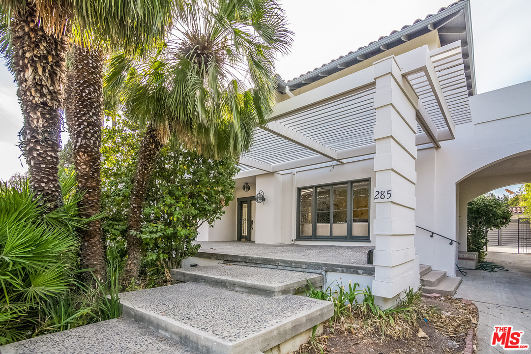 285 South Muirfield Road Los Angeles, CA 90004 - Photo 2 of 53