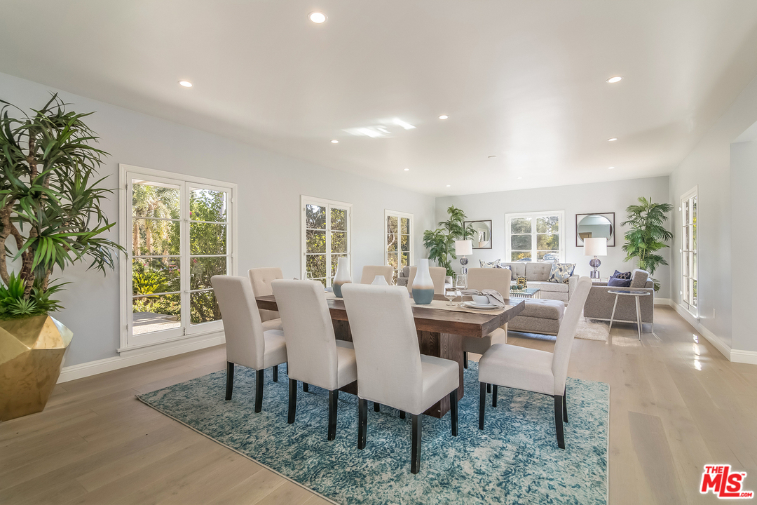 285 South Muirfield Road Los Angeles, CA 90004 - Photo 19 of 53