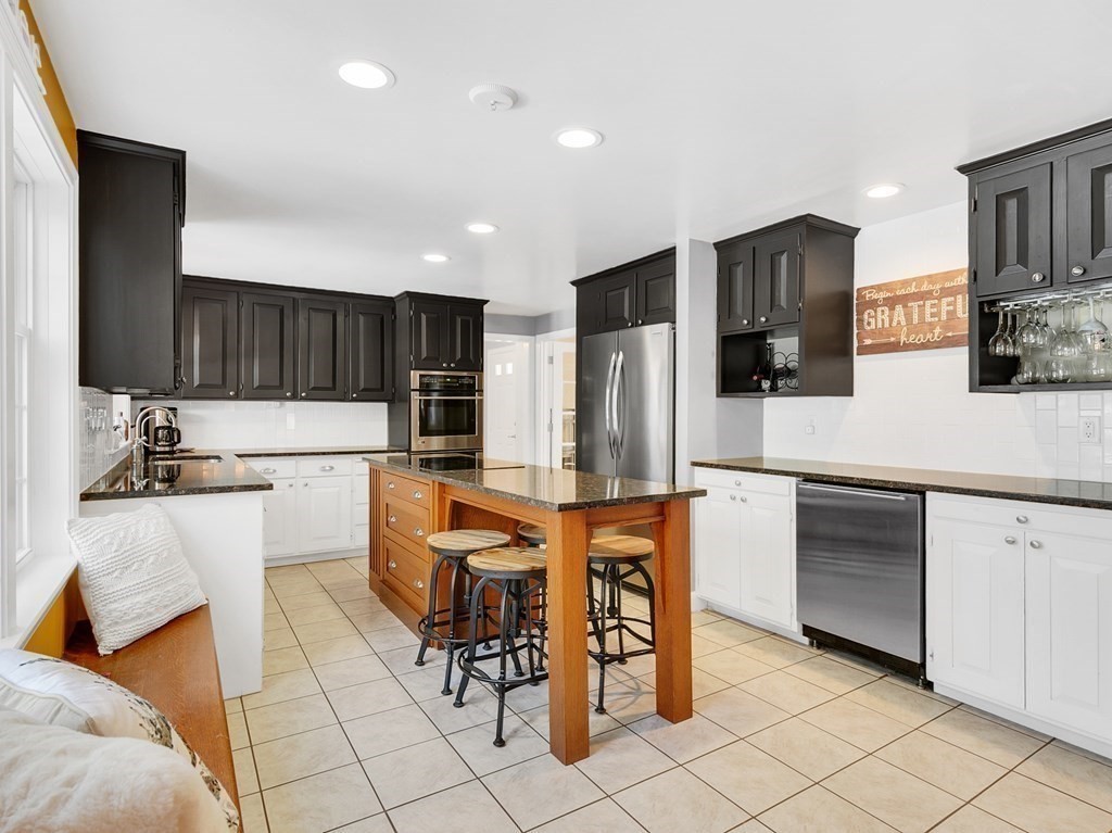 27 Herrick Road Boxford, MA 01921 - Photo 6 of 34