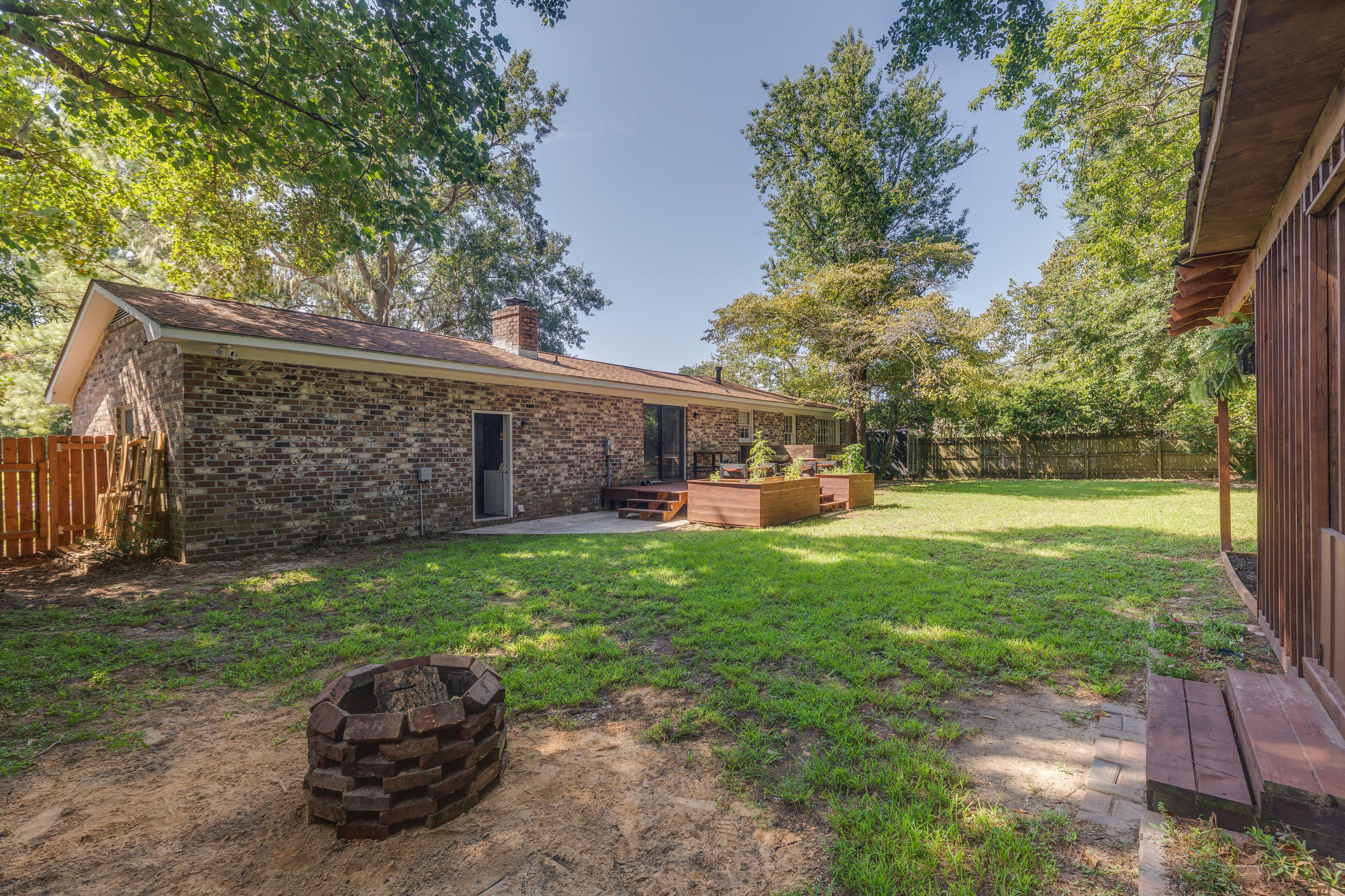 1058 Yeamans Hall Road Hanahan, SC 29410 - Photo 33 of 42 1058YeamansHallRd15