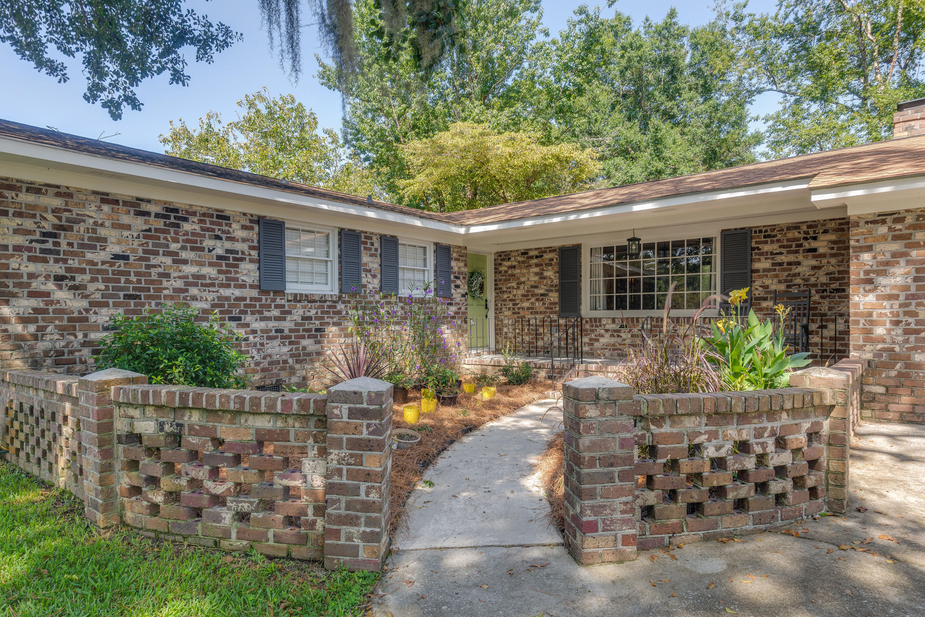 1058 Yeamans Hall Road Hanahan, SC 29410 - Photo 37 of 42 1058YeamansHallRd6