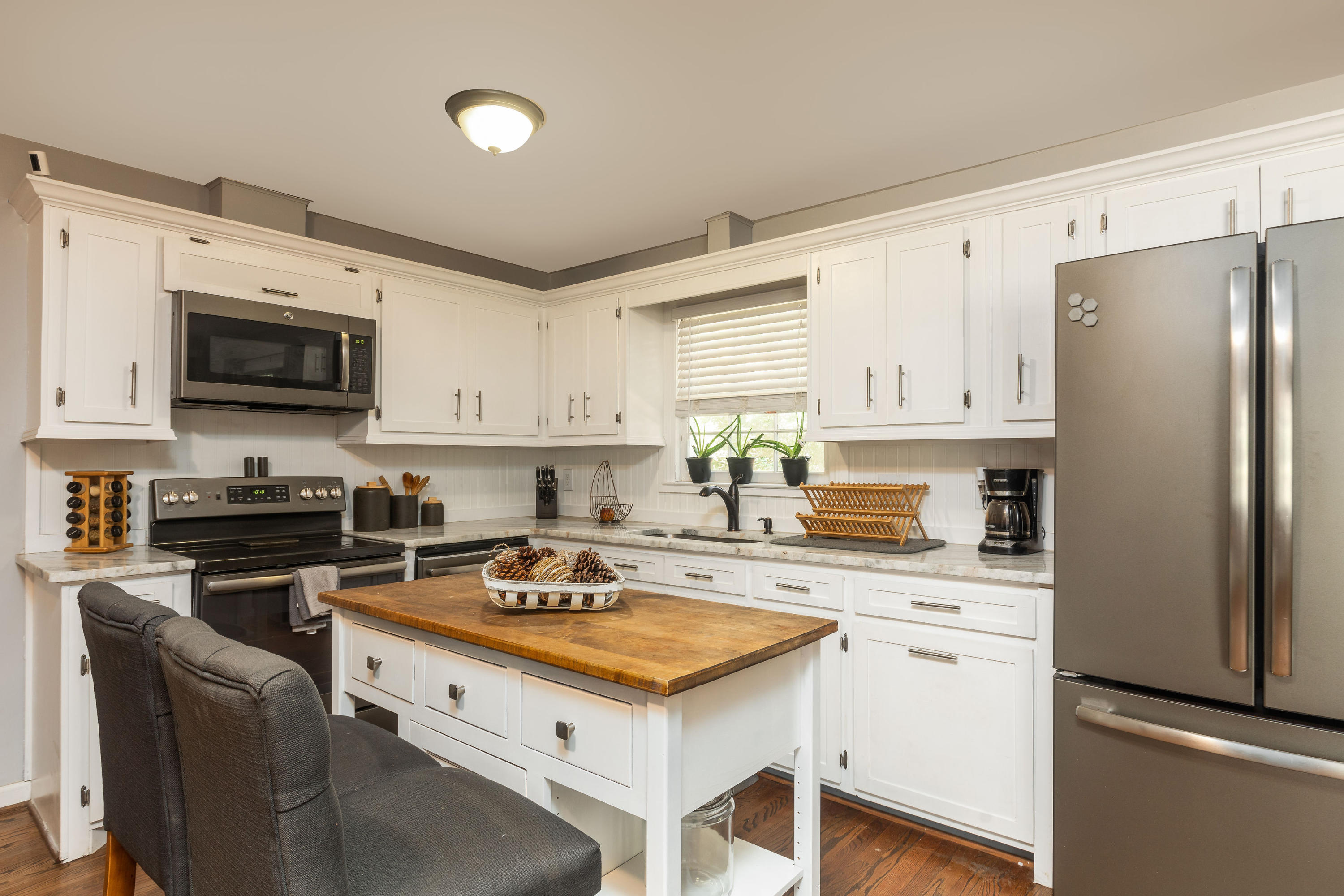 1058 Yeamans Hall Road Hanahan, SC 29410 - Photo 10 of 42 4T4A1138-Edit