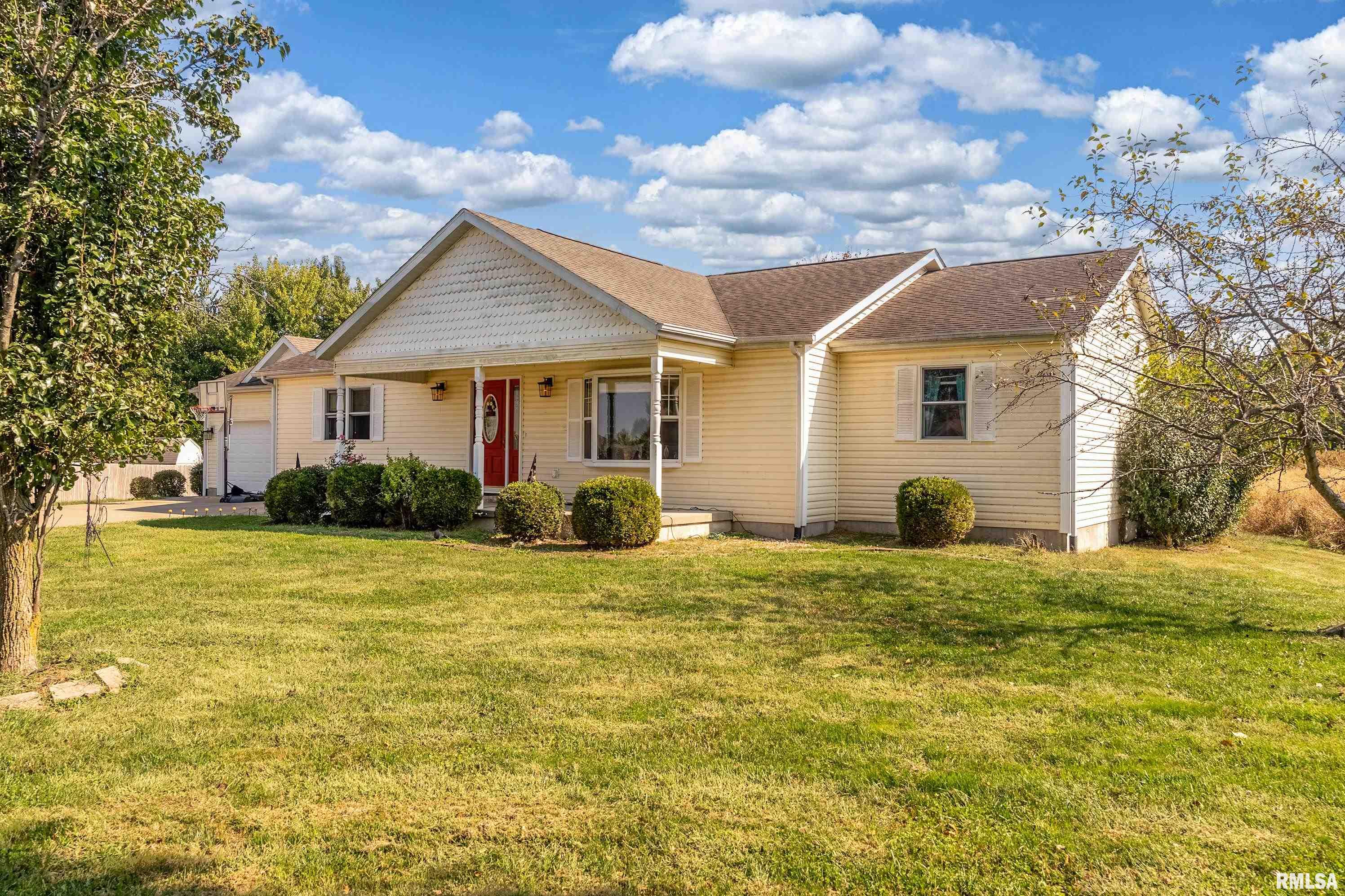 506 Insignia Drive Herrin, IL 62948 - Photo 3 of 38