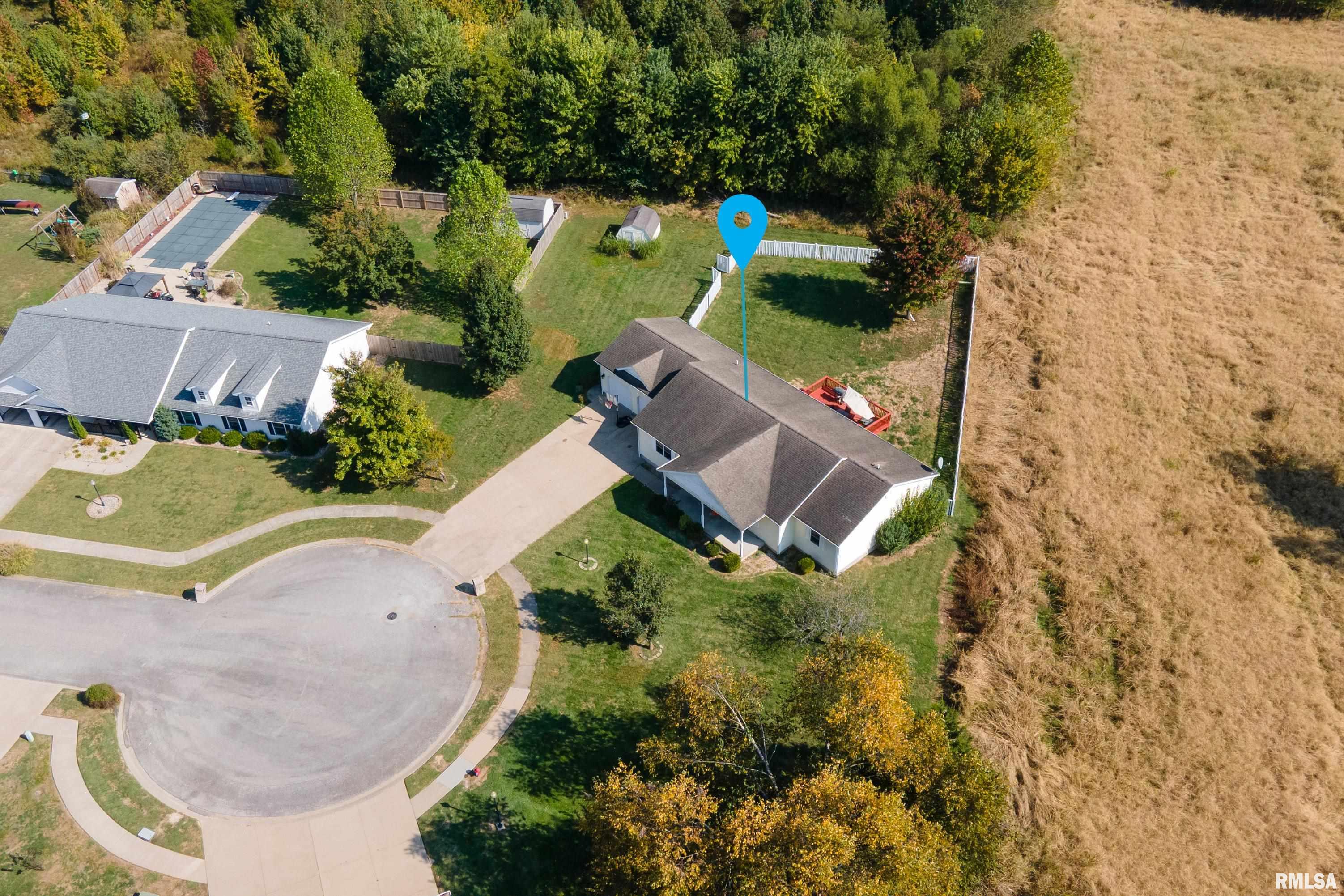 506 Insignia Drive Herrin, IL 62948 - Photo 33 of 38