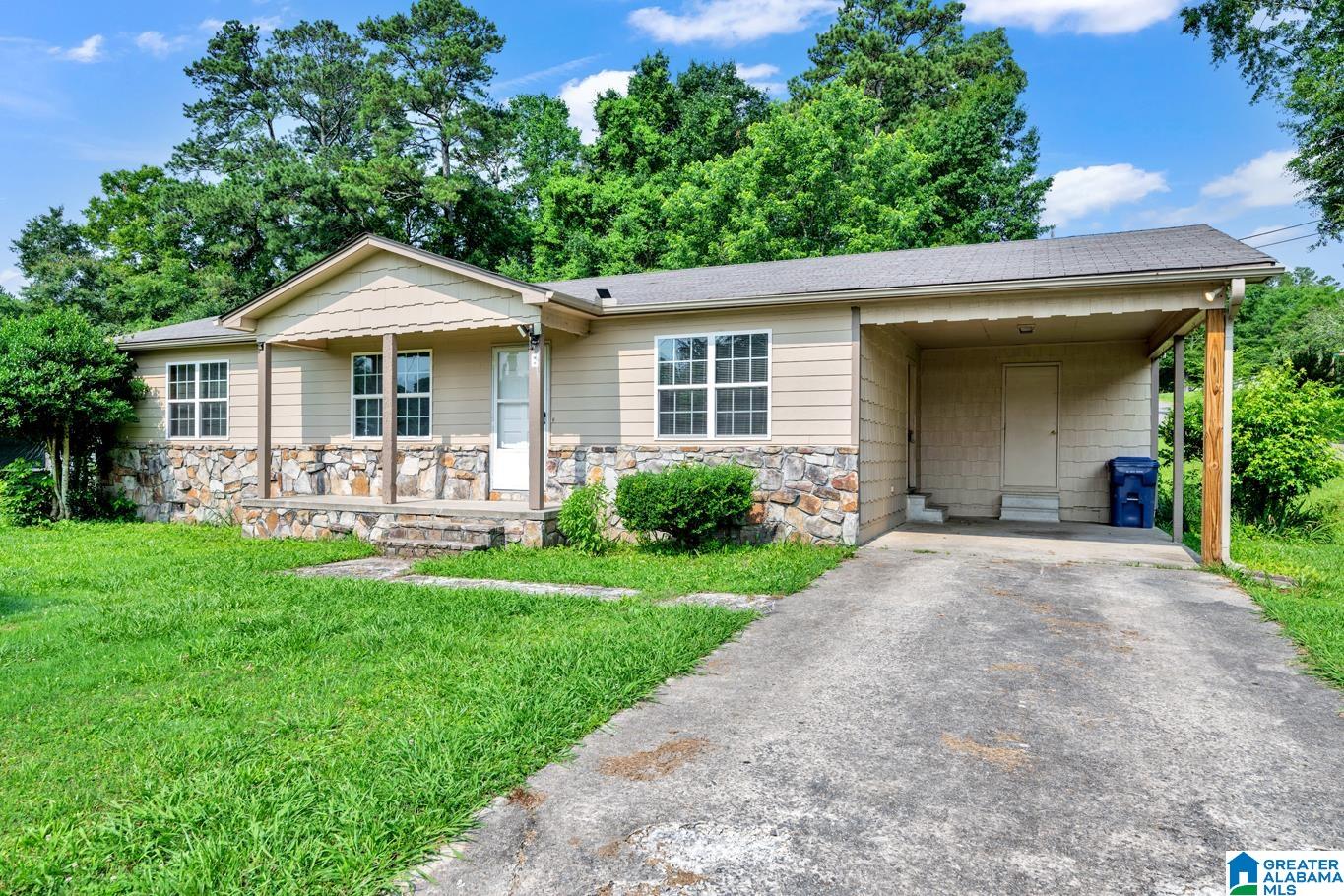 8 Fieldview Drive Oneonta, AL 35121 - Photo 2 of 29
