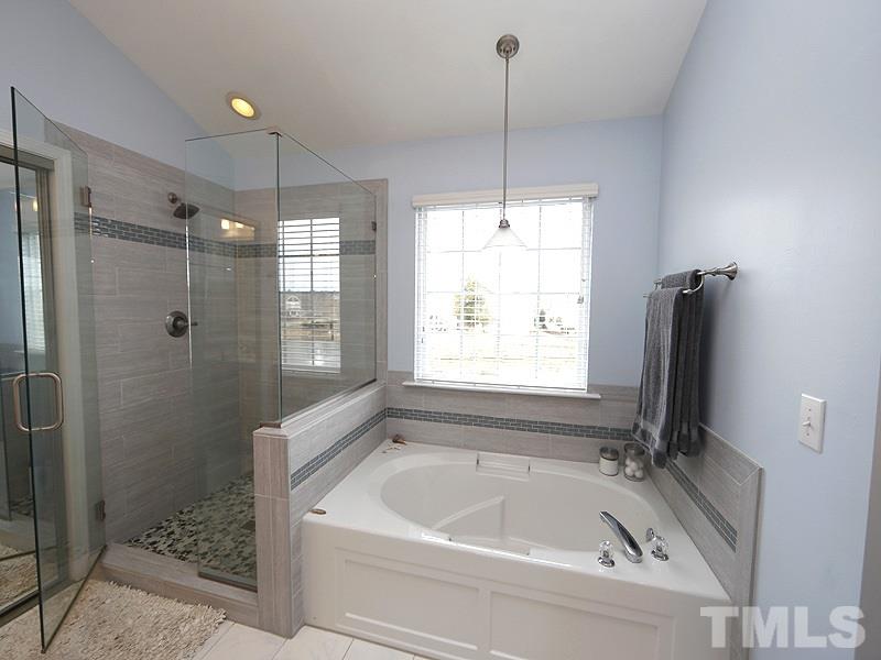 10519 Chandler Way Raleigh, NC 27614 - Photo 16 of 25 Gallery Image 16