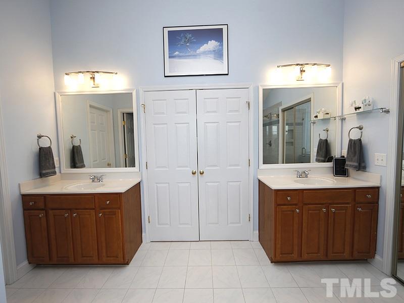 10519 Chandler Way Raleigh, NC 27614 - Photo 17 of 25 Gallery Image 17