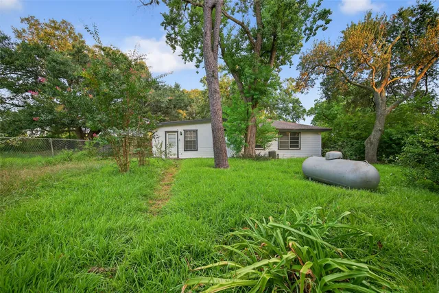 $1,800 | 3438 5th Street, Stafford, TX 77477