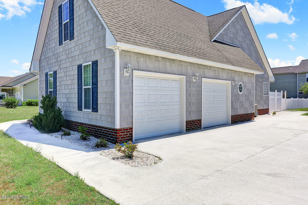 2790 Sloop Point Loop Road Hampstead, NC 28443 - Photo 2 of 23 2790SloopPointLoopRoad-02