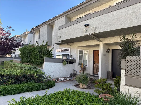 $460,000 | 38 Brownfield Lane, Pomona, CA 91766