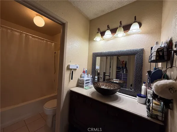 $460,000 | 38 Brownfield Lane, Pomona, CA 91766