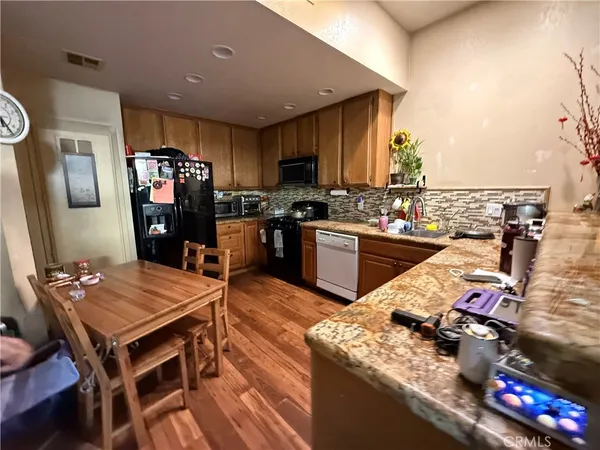 $460,000 | 38 Brownfield Lane, Pomona, CA 91766