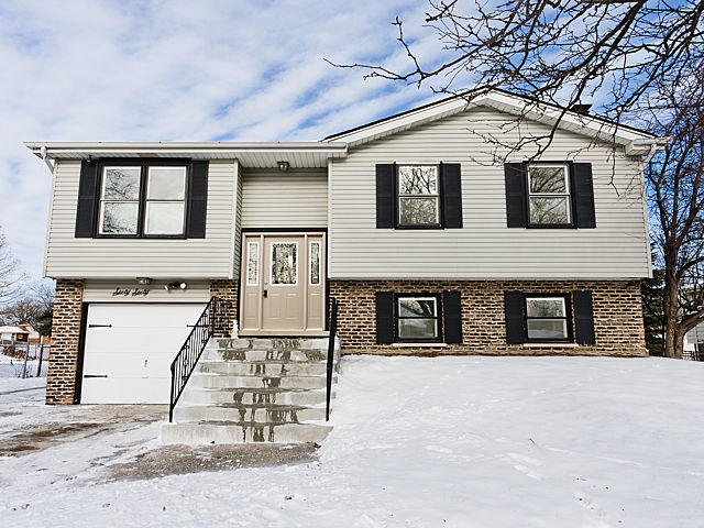 6060 Spring Lane Matteson, IL 60443 - Photo 2 of 22