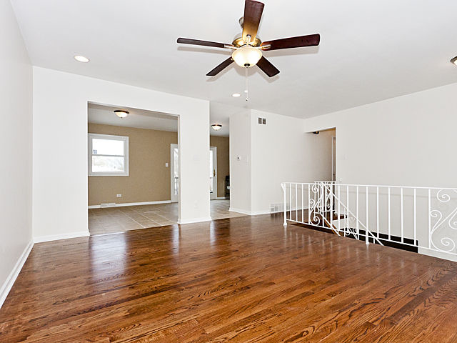 6060 Spring Lane Matteson, IL 60443 - Photo 6 of 22