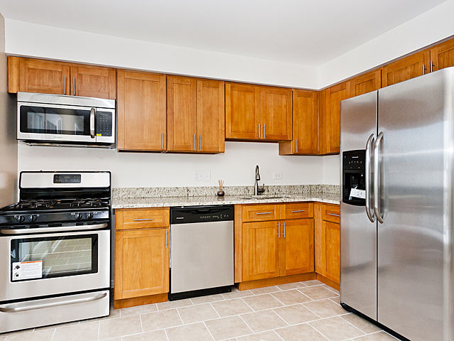 6060 Spring Lane Matteson, IL 60443 - Photo 9 of 22