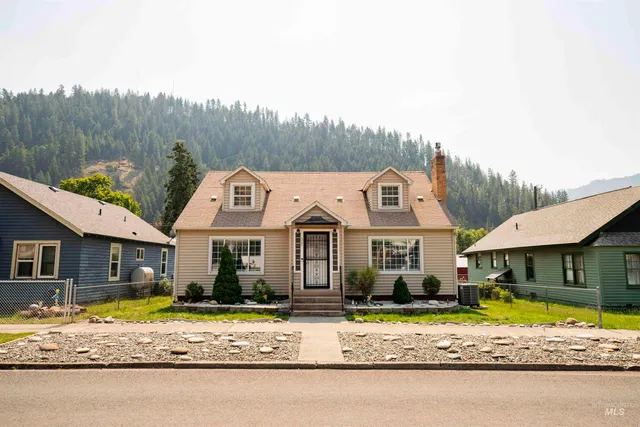 $498,000 | 527 Brown Avenue, Orofino, ID 83544