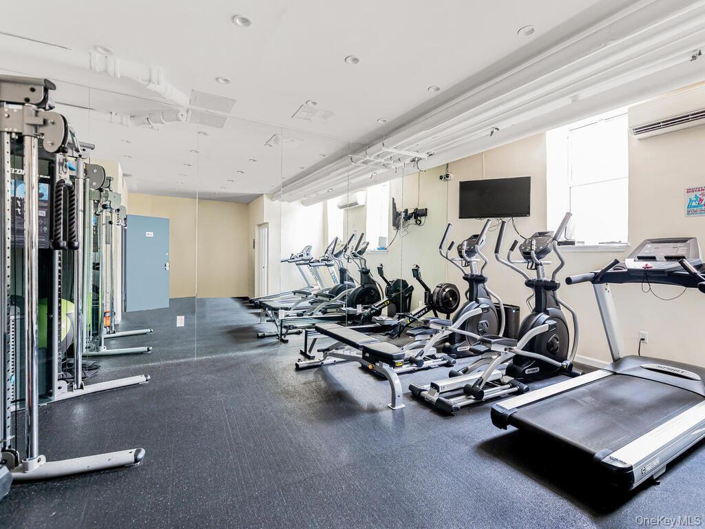 3636 Fieldston Road, Unit 7B Bronx, NY 10463 - Photo 20 of 26
