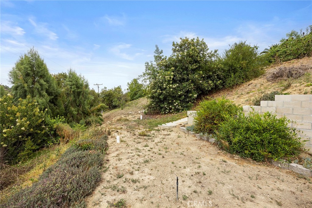 1911 Tumin Road La Habra Heights, CA 90631 - Photo 14 of 57