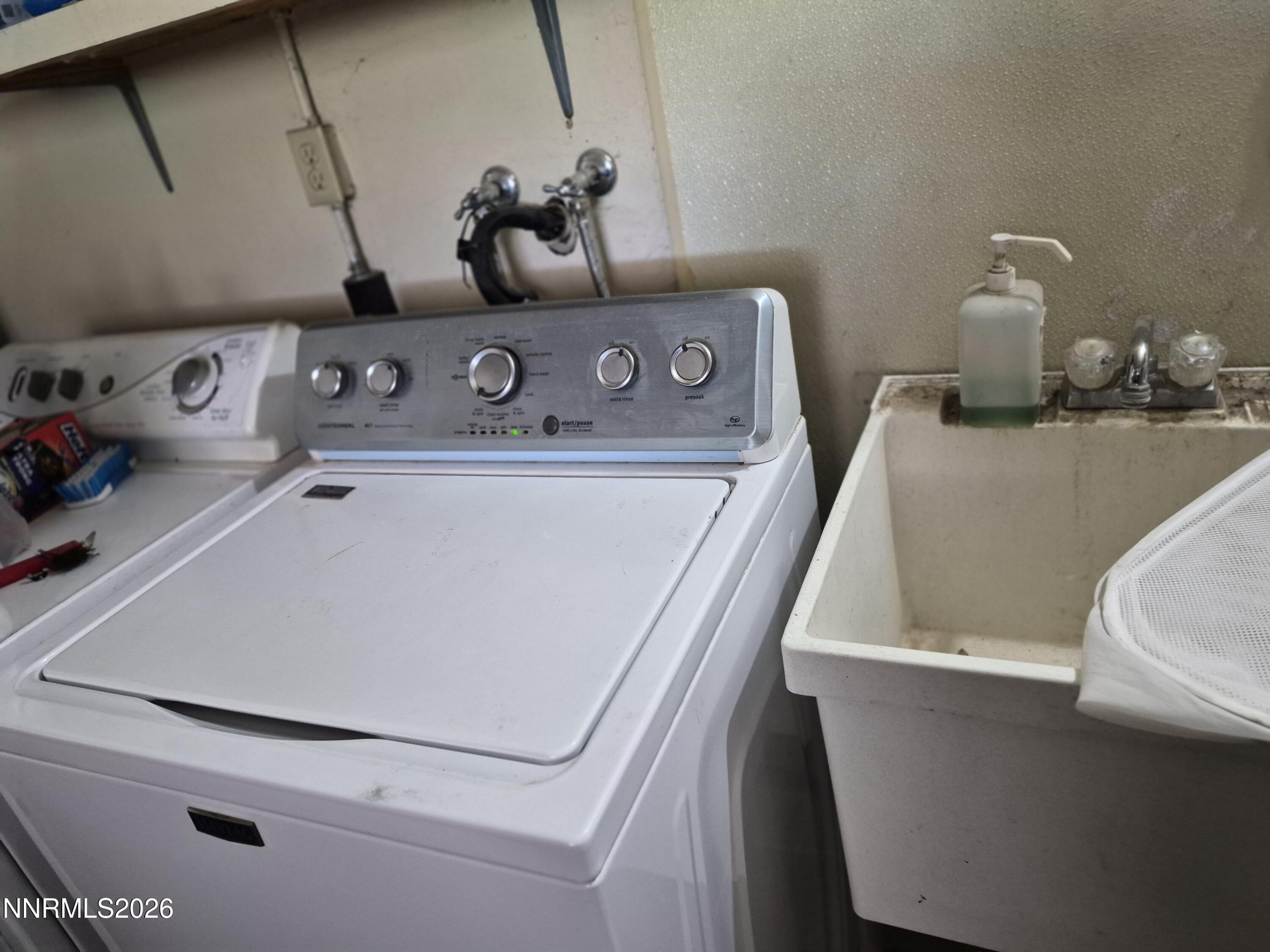 1140 Pine Road Fallon, NV 89406 - Photo 20 of 23 PINE LAUNDRY