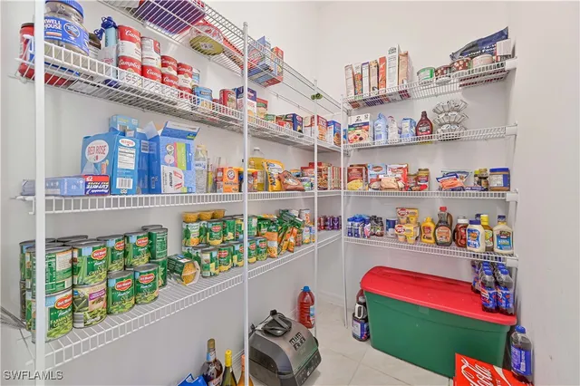 $319,900 | 2113 Summersweet Drive, Alva, FL 33920