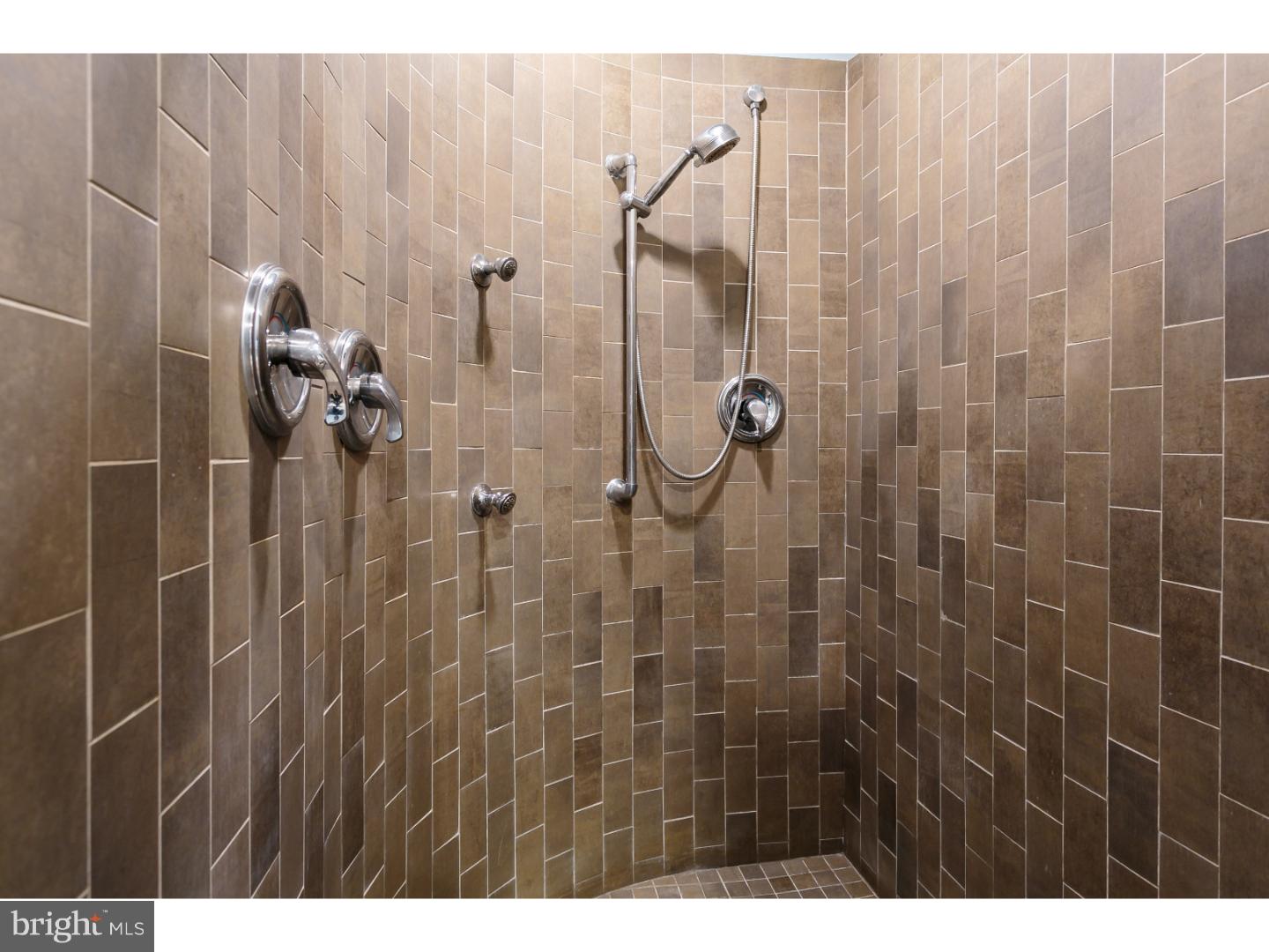 26 Penn Road Voorhees, NJ 08043 - Photo 19 of 25 Gallery Image 19