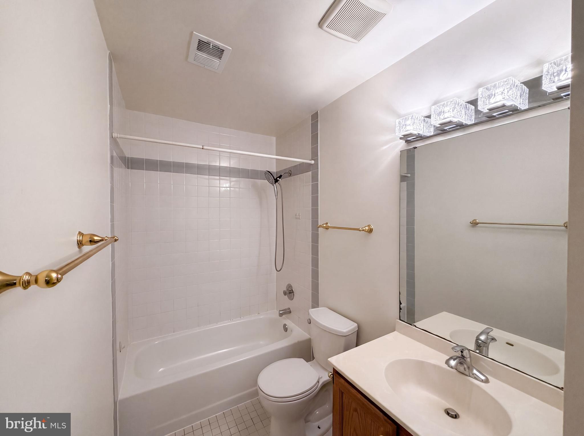 4819 Powell Road Fairfax, VA 22032 - Photo 37 of 63