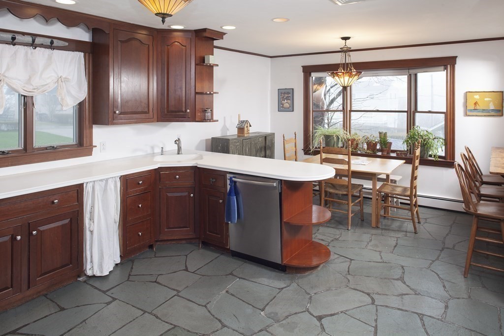 9 3rd Street Hull, MA 02045 - Photo 8 of 22 Gallery Image 8