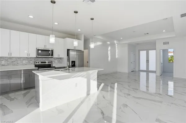 $2,200 | 406 Genoa Avenue South, Lehigh Acres, FL 33974